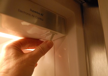 refrigerator-door-light-repair.jpg